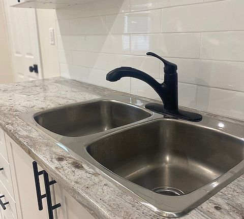 2nd image of 440 Parent Ave #2