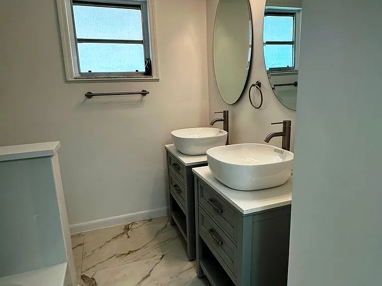 812 Bayview Dr — Photo 24