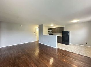 Tustin Court, Philadelphia, PA 19152