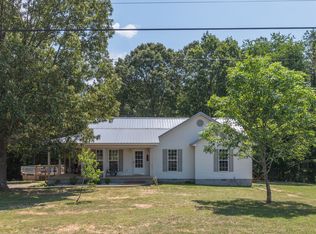 153 Mitchell St, Hohenwald, TN 38462