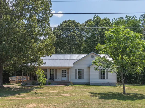 153 Mitchell St, Hohenwald, TN 38462