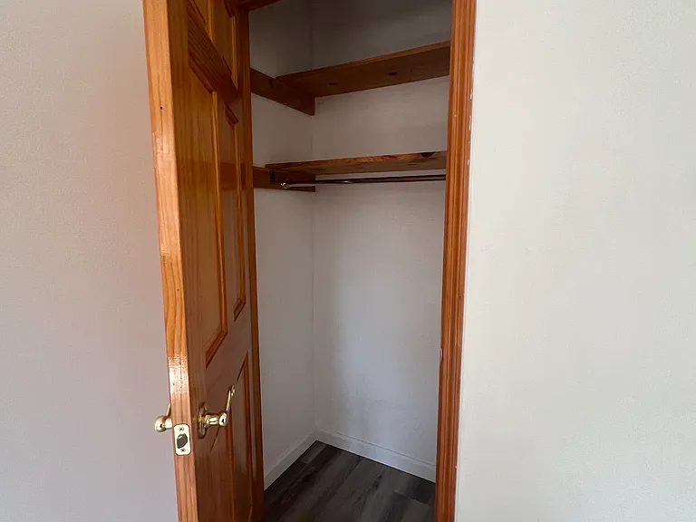 215 Bay 7 St #2 — Photo 8