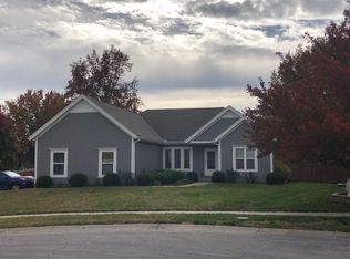 616 SW Benjamin Pl, Lees Summit, MO 64081