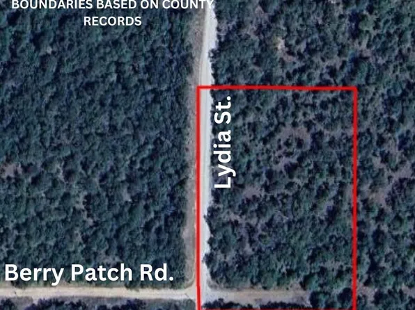 Lydia St, Eufaula, OK 74432