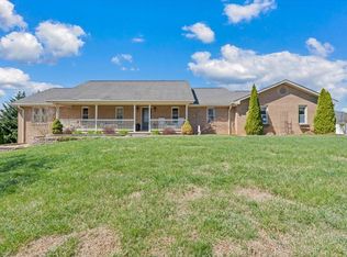 55 Murray Ct, Roanoke, VA 24019