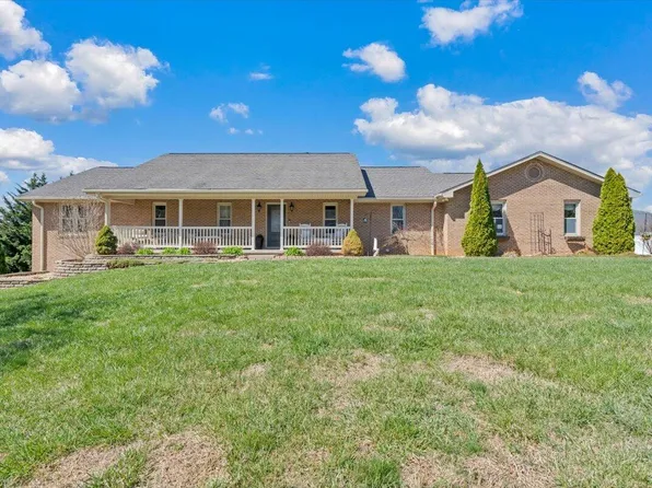 55 Murray Ct, Roanoke, VA 24019