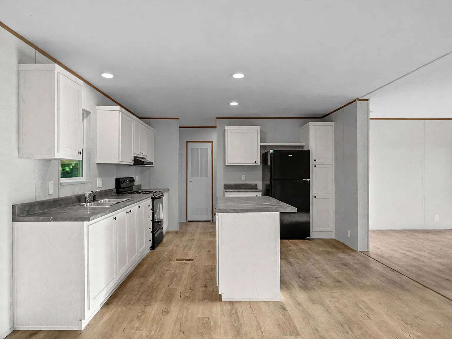 3 bed, 1493 sqft, $1,600 — Photo 4