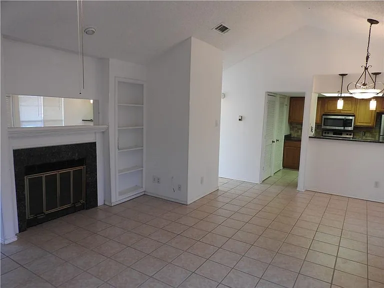 248 Jefferson Pkwy — Photo 4