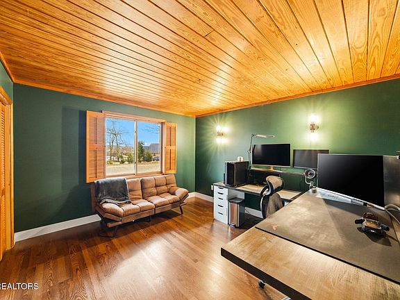 14th image of this home