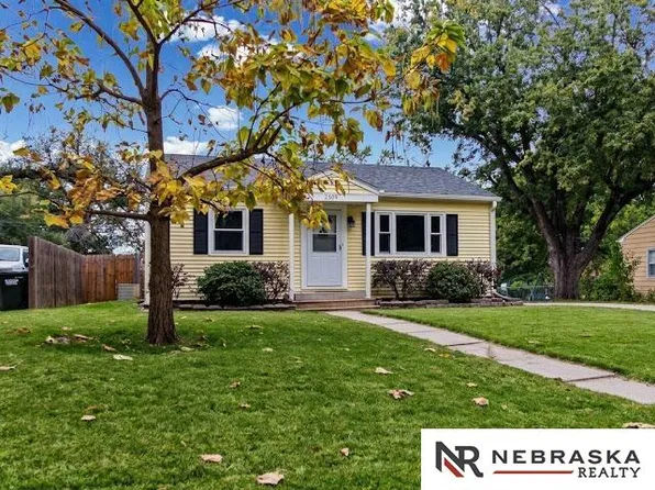 2309 S 59th St, Lincoln, NE 68506
