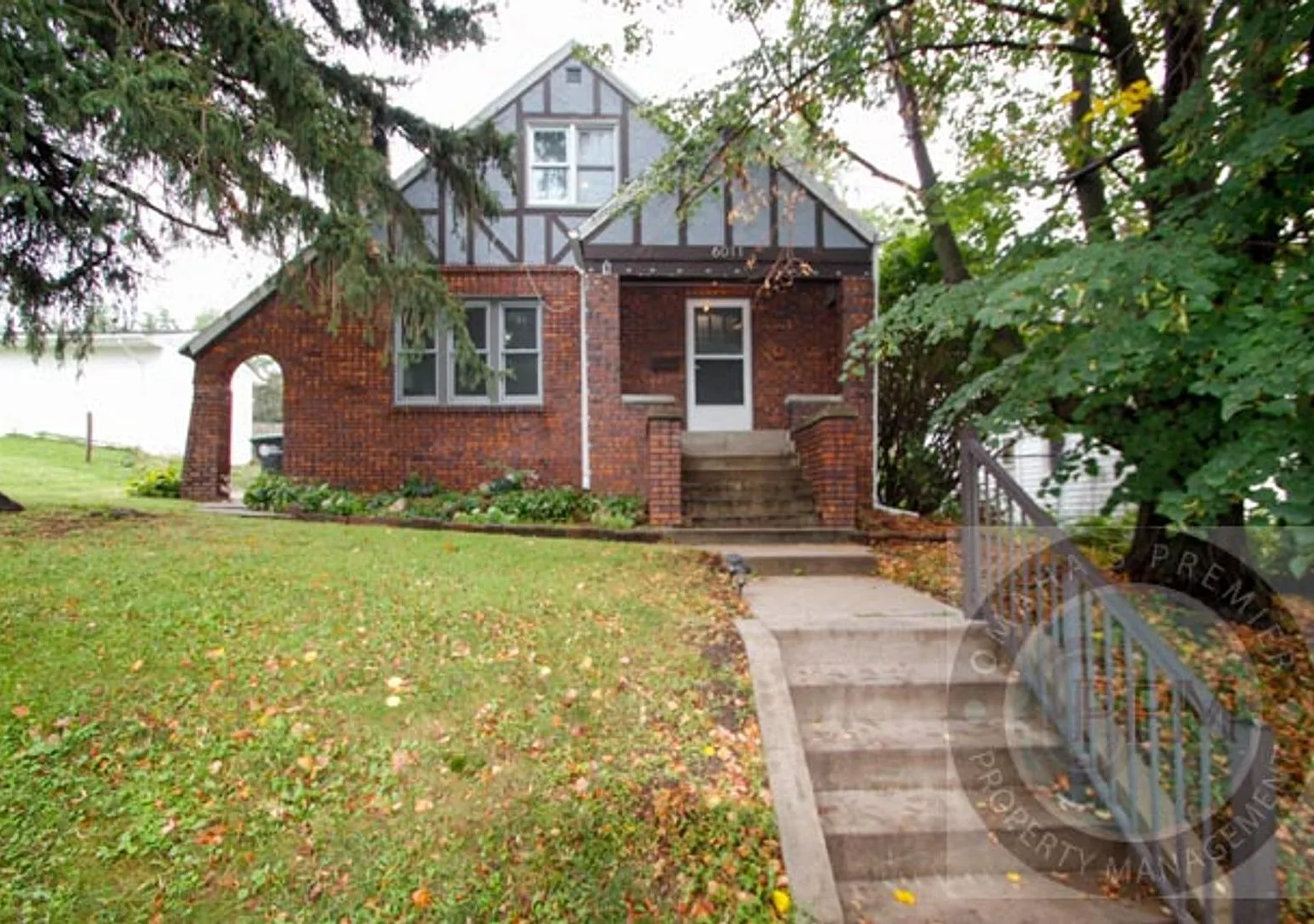 Beautiful 4Bd/3Bd House | Aksarben Omaha! — Photo 1