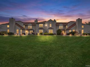 19 Olde Wagon Road, Warwick, NY 10990