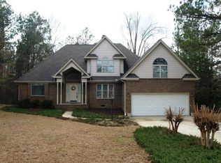 201 Ferry Cove Rd, Greenwood, SC 29649