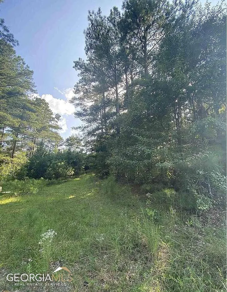 352 Tunis Rd photo 1