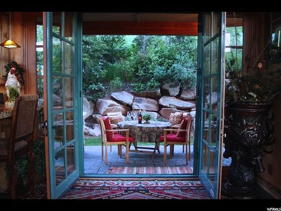 5th image of 7185 Canyon Dr #109