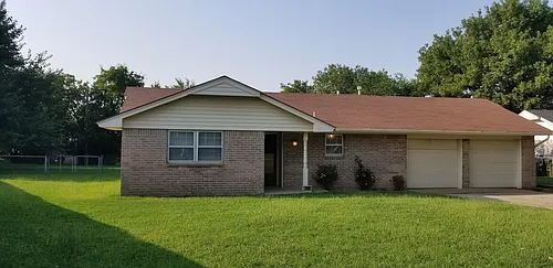 2009 Elmhurst Dr Photo 1