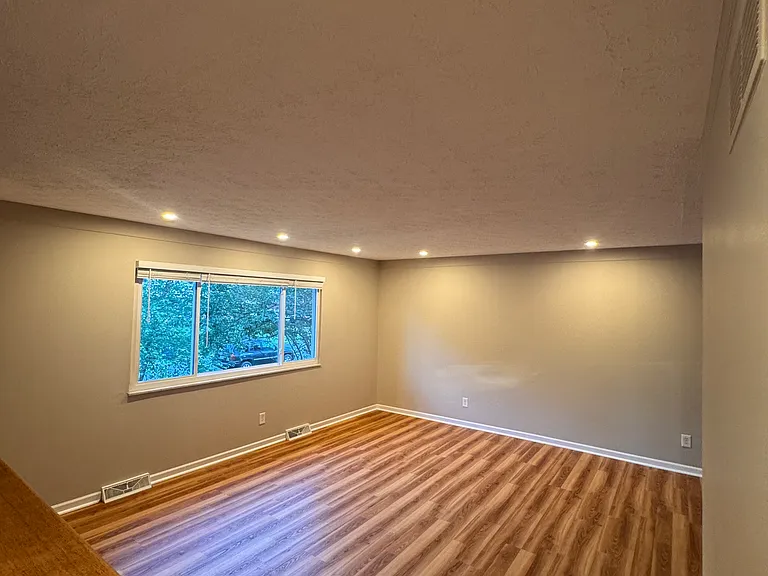 1161 Kingscove Way — Photo 14