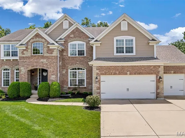 887 Arbor Chase Dr, Ballwin, MO 63021