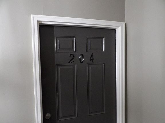 4th image of 1325 Powhatan Trl #204