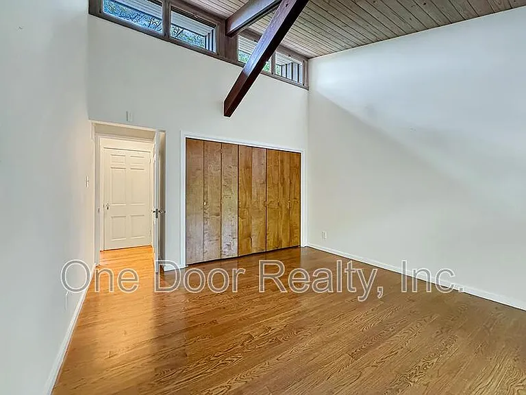 609 Indian Springs Ct — Photo 18