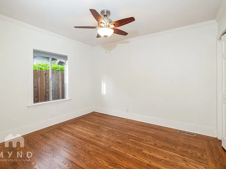 5914 Marshall St — Photo 16