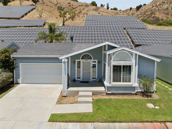 19931 Northcliff Dr, Santa Clarita, CA 91351