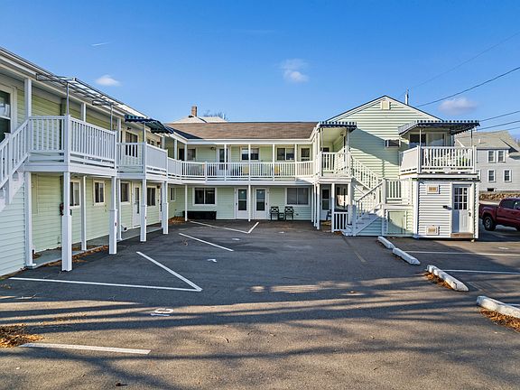 3rd image of 7 Bay Avenue #14