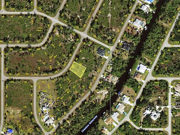 2nd image of 250 Saluda Ter