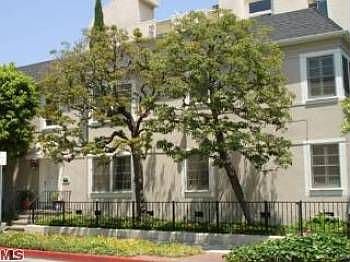 2nd image of 328 S La Peer Dr