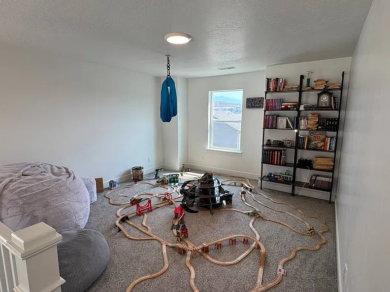 1434 W Boseman Way — Photo 20