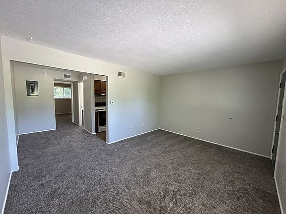3rd image of 601 Ewing Avenueapt #B