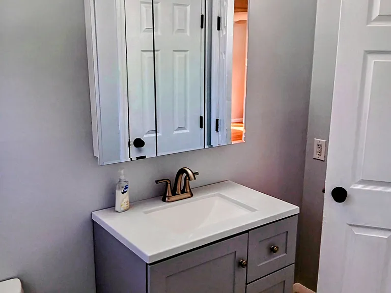 173 Lyman St — Photo 3