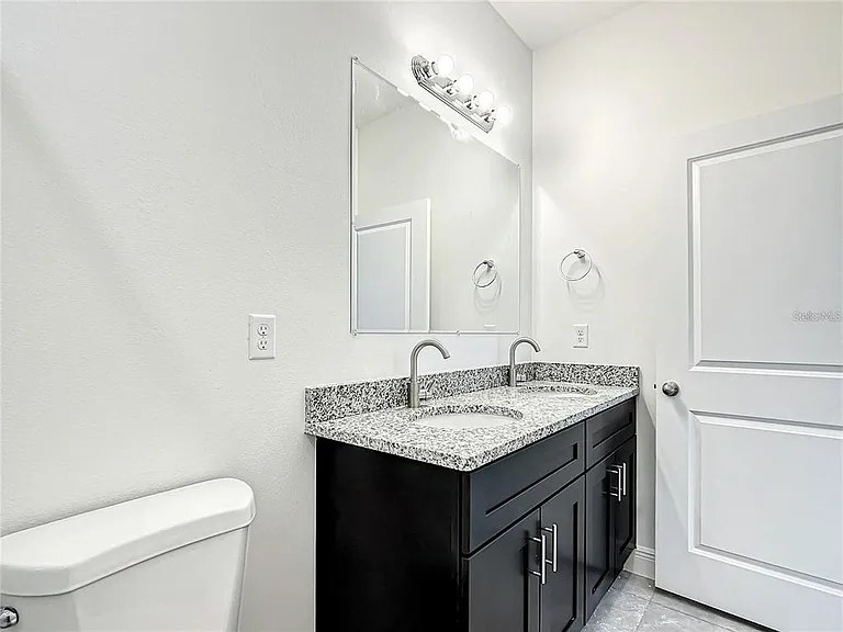 406 Marion Oaks Trl — Photo 52