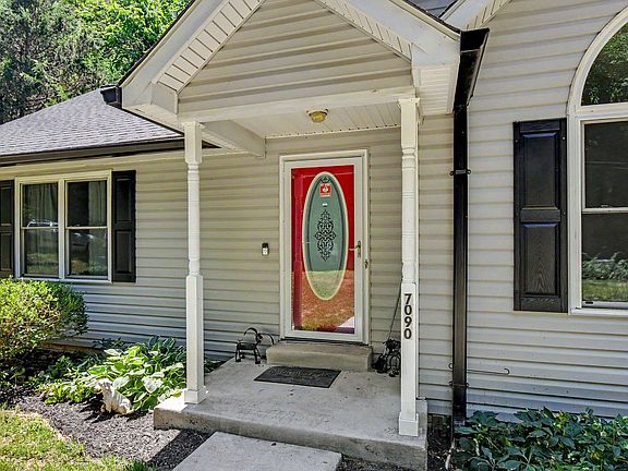2nd image of 7090 Penny Ln