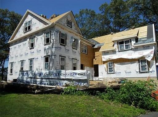 2nd image of 61 Briarwood Cir