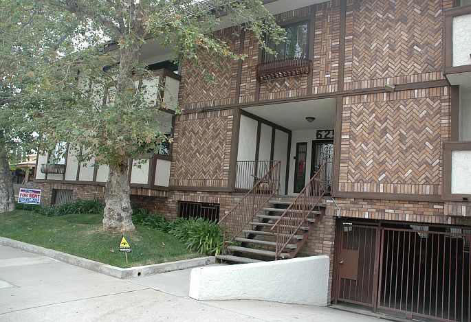 1st image of 6250 Fulton Ave APT 104