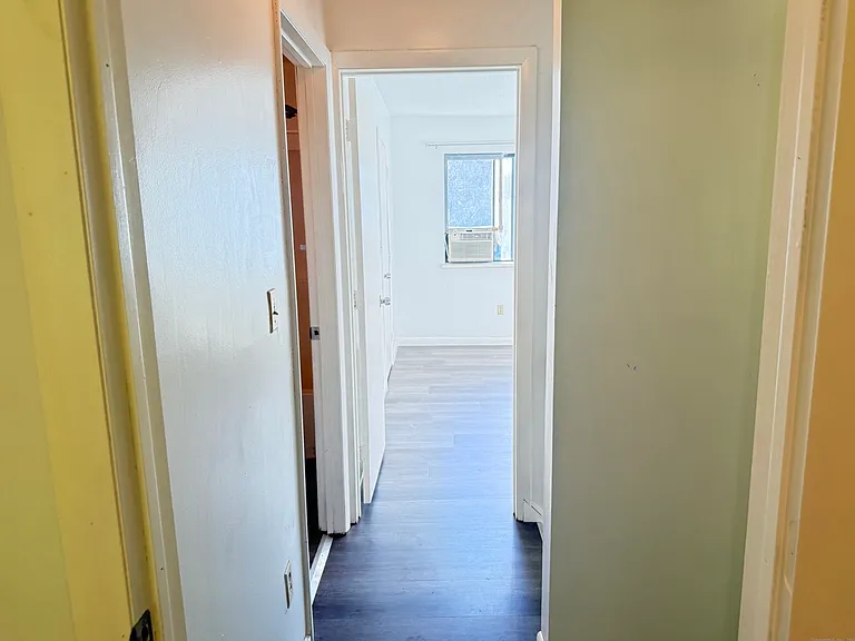 9 Jewett St #11 — Photo 5