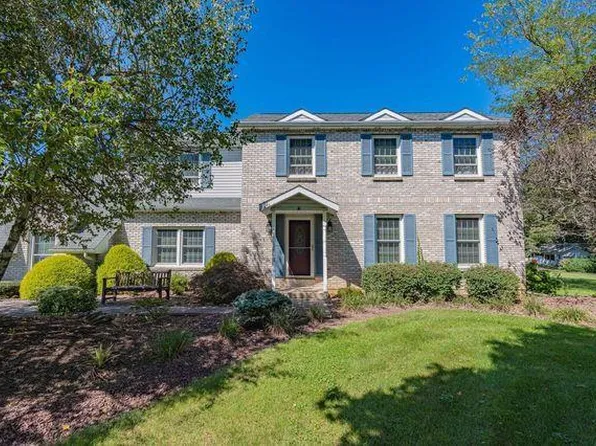 4112 Locust Dr, Northampton, PA 18067