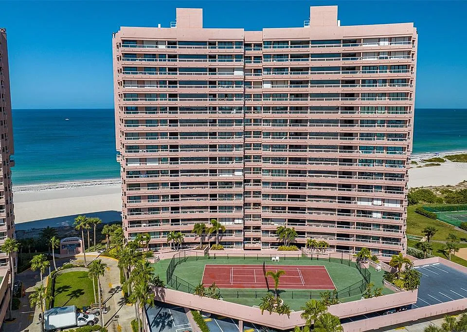 1310 Gulf Blvd #10D