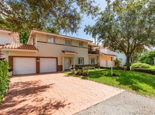 5521 SW 65th Ct, South Miami, FL 33155