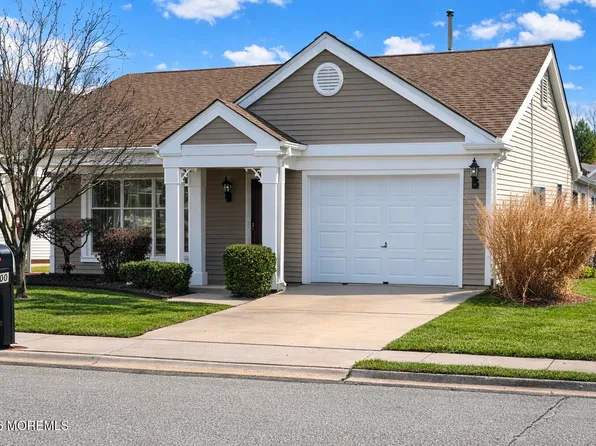 2400 Coral Leaf Road, Toms River, NJ 08755