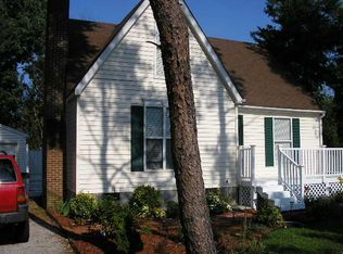 1965 Village Dr, Hayes, VA 23072