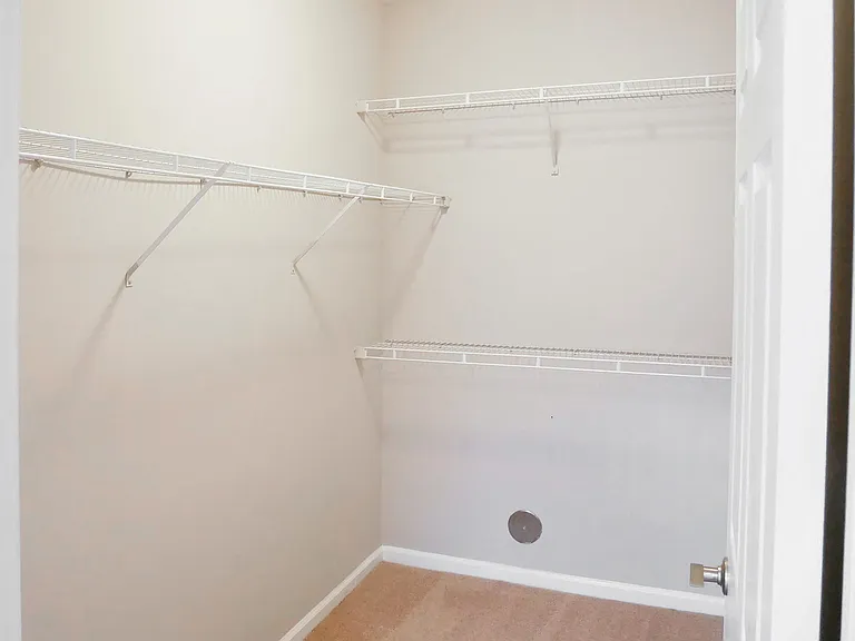 2086 Glencoe Hills Dr — Photo 35