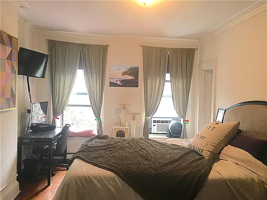 Rented by R New York | media 27