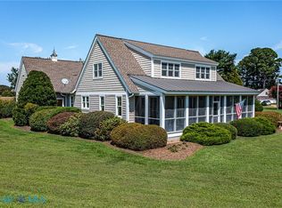 537 Natty Point Ln, Kilmarnock, VA 22482