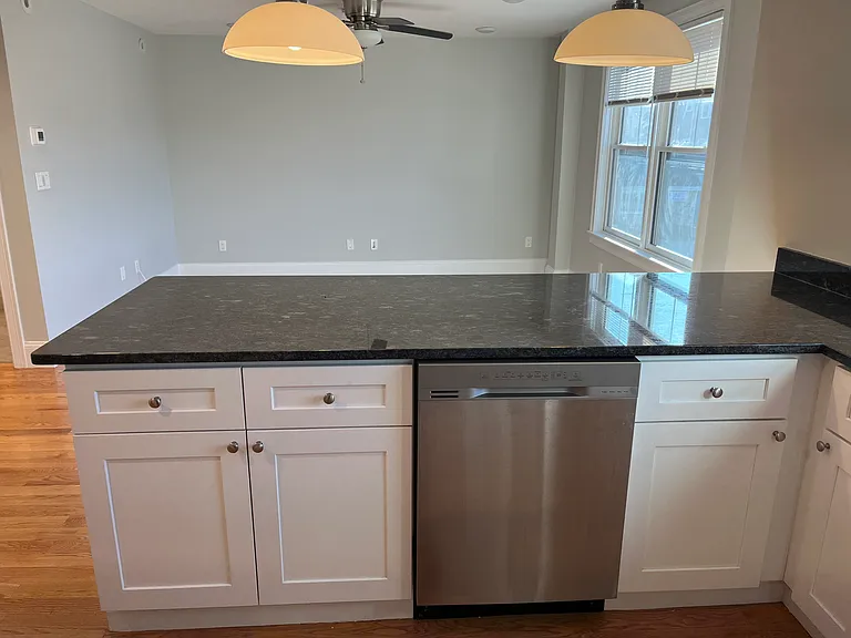 45 Spring St #7 — Photo 1