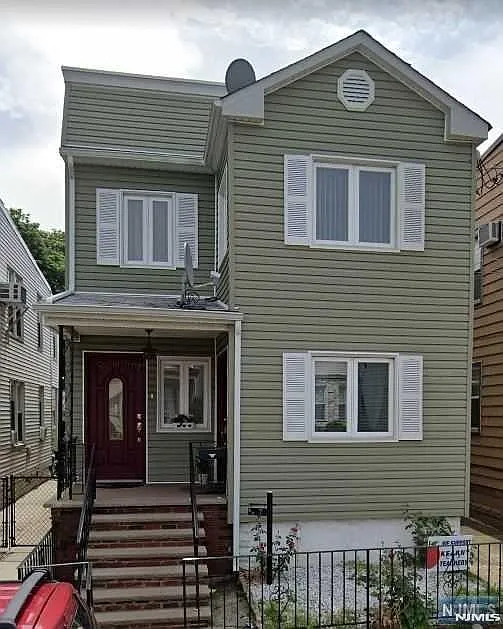 2 bed, $1,850 — Photo 1