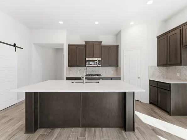 2041 Kelva Dr, Haslet, TX 76052