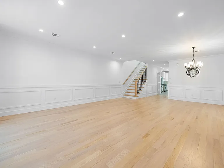 529B Lincoln St #B — Photo 7