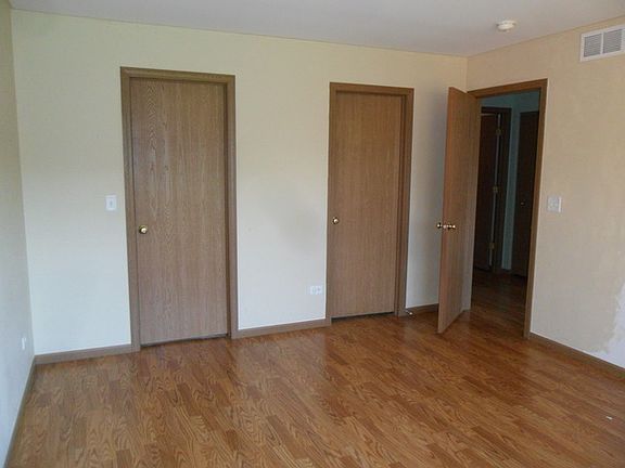 5th image of 21550 Loch Ln